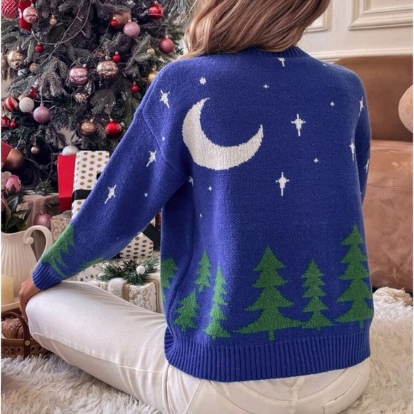 New blue fall winter moon scene sweater - Picture 5 of 6
